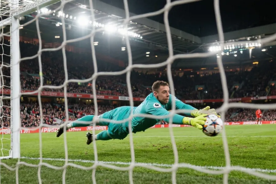 扑救与防守集锦